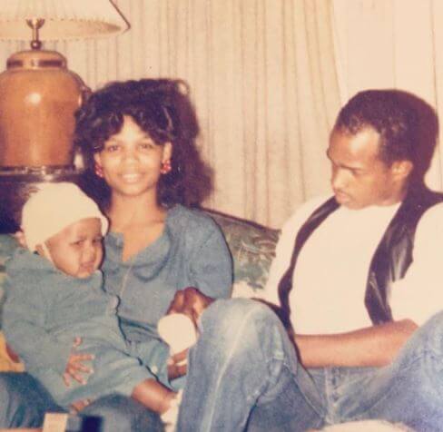 Throwback picture posted by Damon Wayans with his ex-wife and first son.